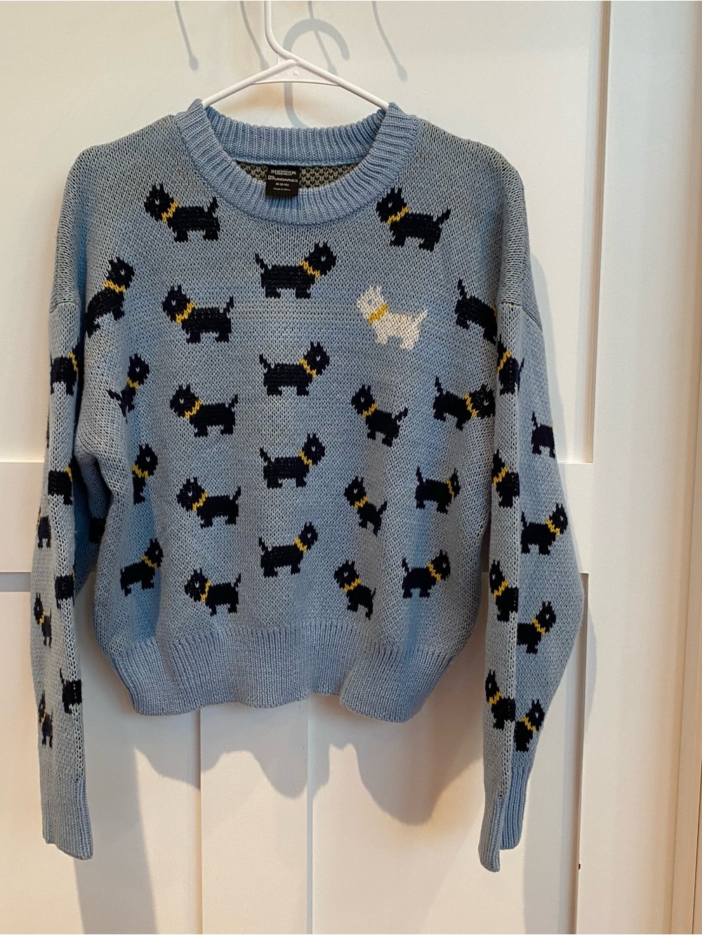 No Boundaries Stranger Things Light Blue Crewneck Sweater with Dog Motif size M